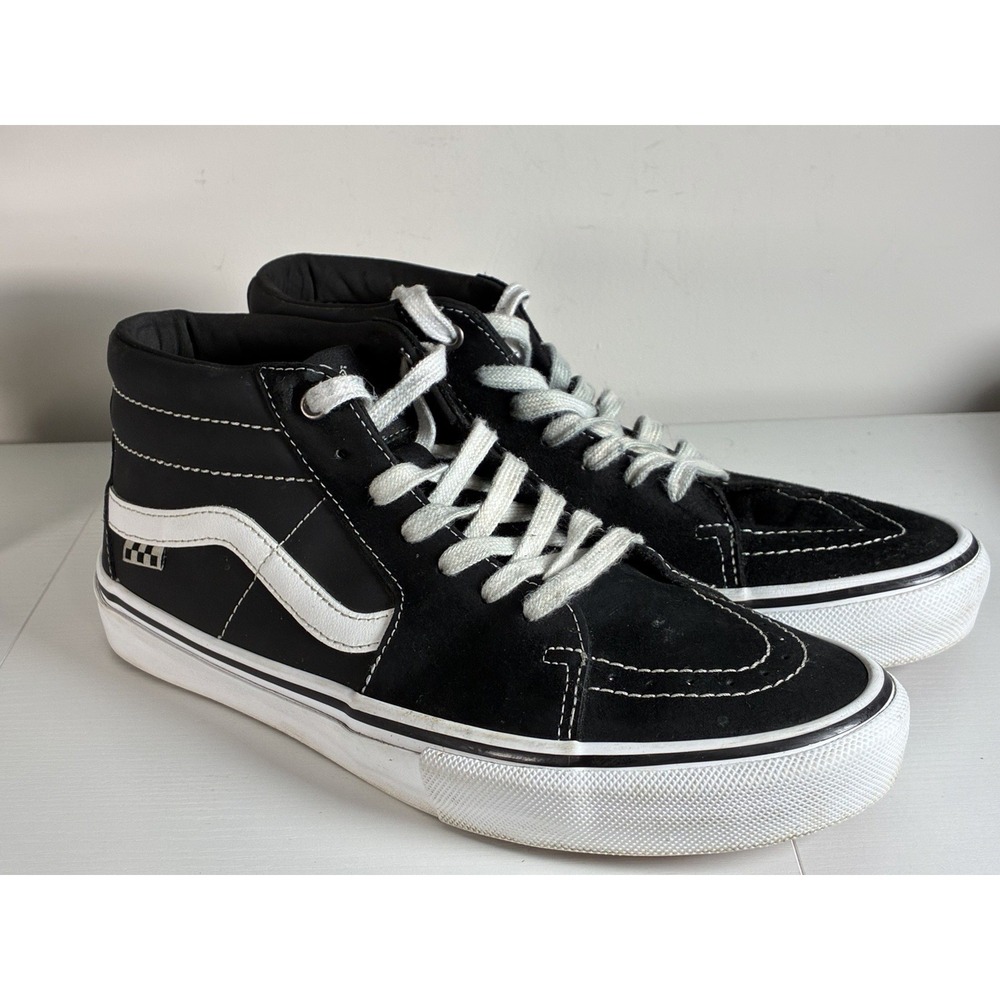 Sz Vans Skate Grosso Mid - Black/White  by VANs Size 11 Ultracush